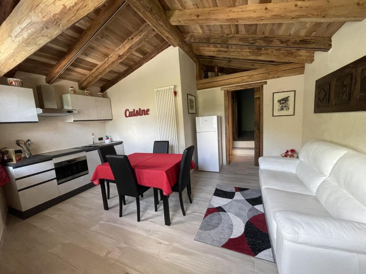Apartamento Profumo Di Legno Aosta Exterior foto